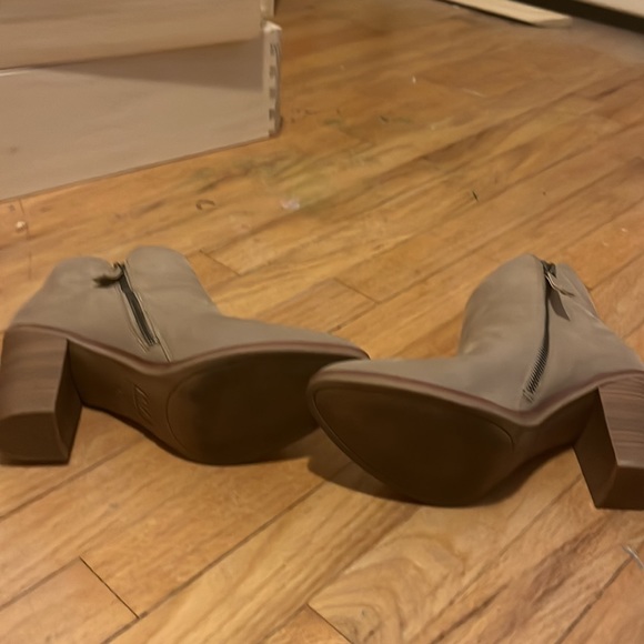 Mia boots - Picture 4 of 4